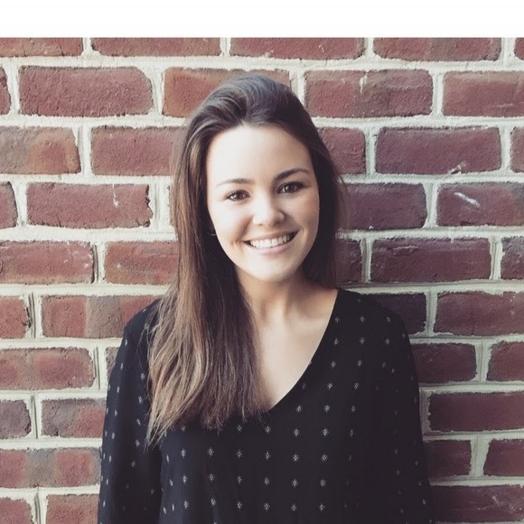 Meet your Posher, Tori - Picture 1 of 1